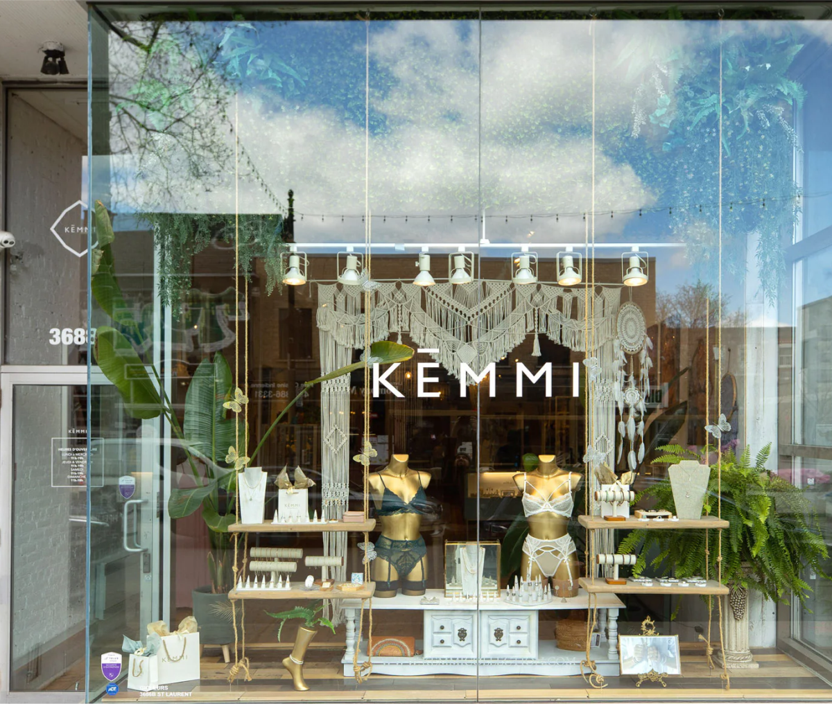 St-Laurent Flagship Store