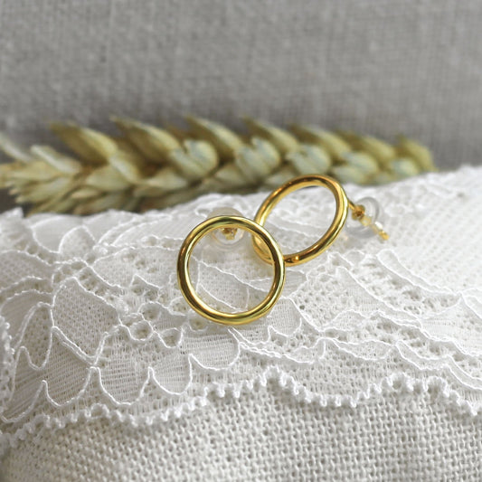 Cercle Studs Earrings