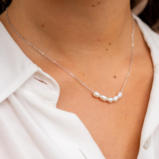 Lola Pearl Necklace