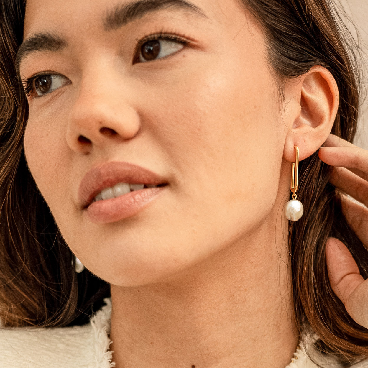 Boucles d'oreilles créoles colombe en perles
