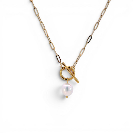 Elia Pearl Necklace
