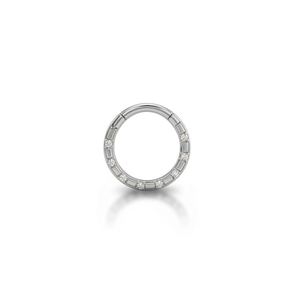 Mireille Hoop Piercing