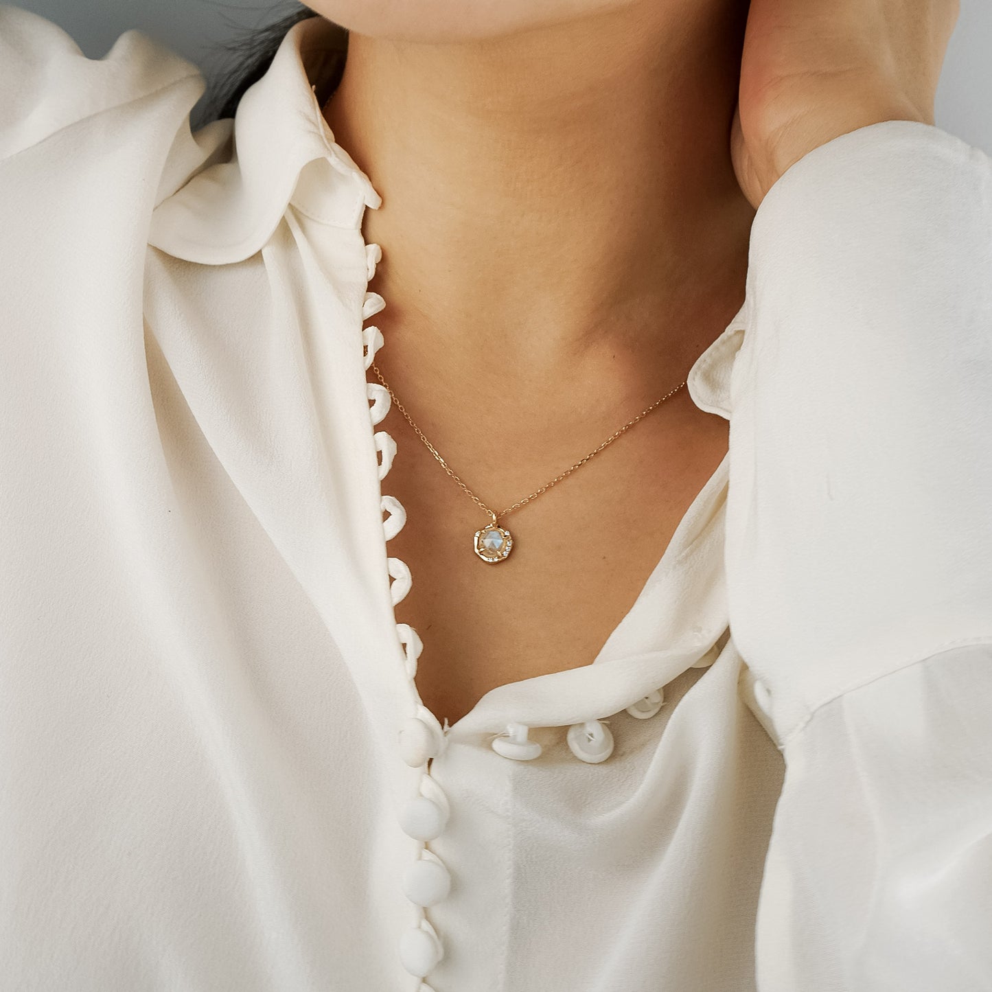 Collier en pierre de lune Skylar