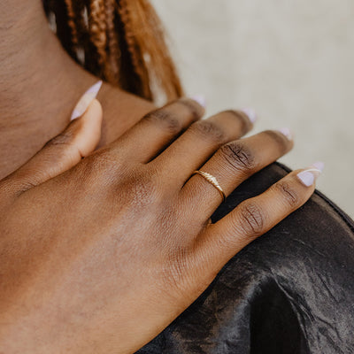 Bague mini croissant en or massif