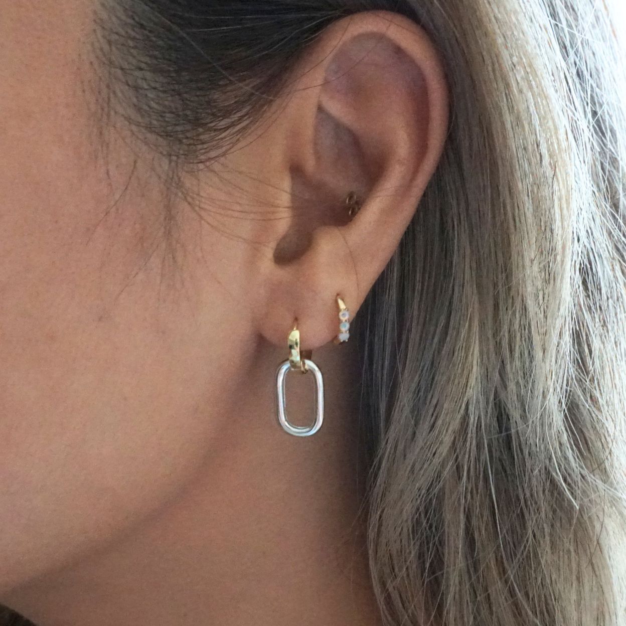 Boucles d'oreilles créoles bicolores Nina