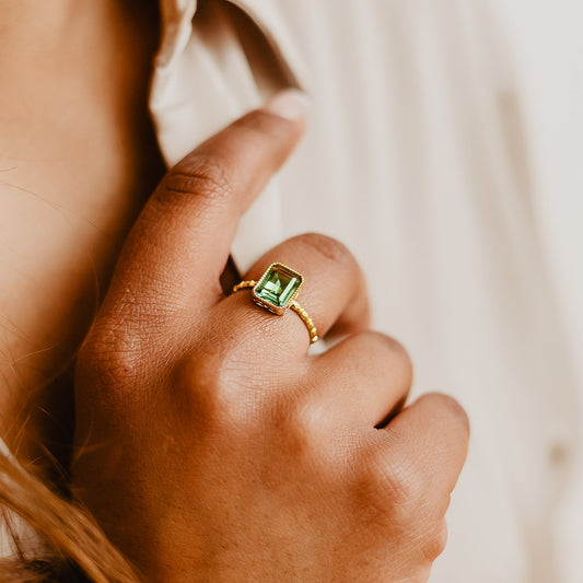 Neva Green Amethyst Ring