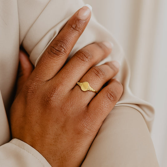 Sierra Signet Ring