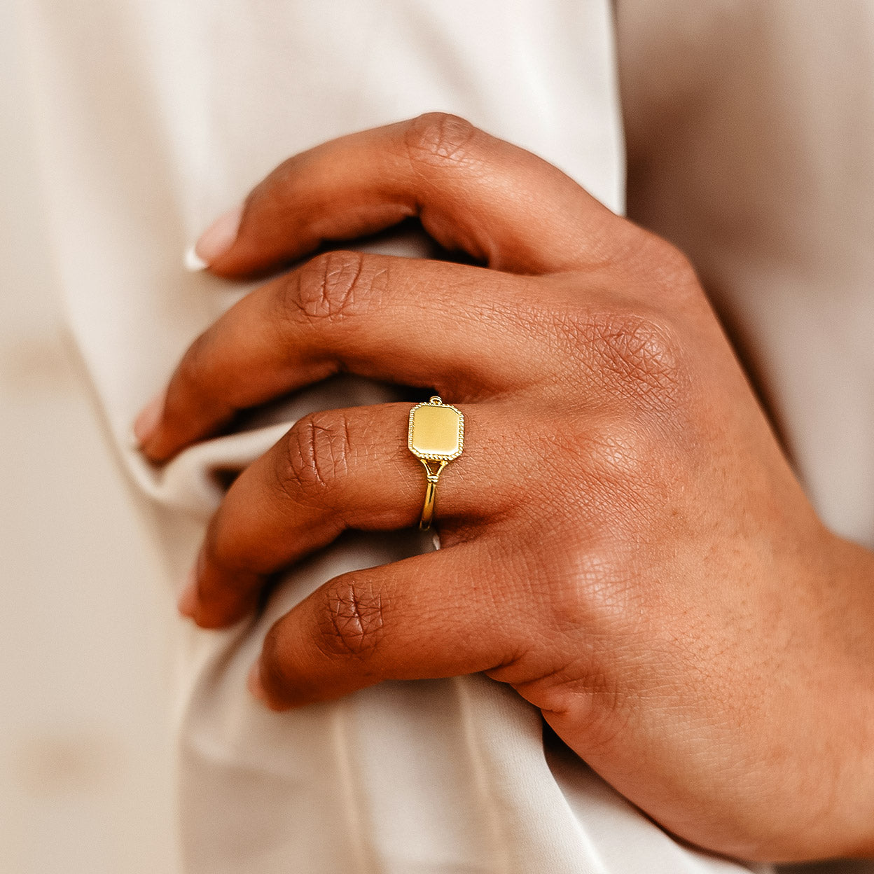 Jane Signet Ring