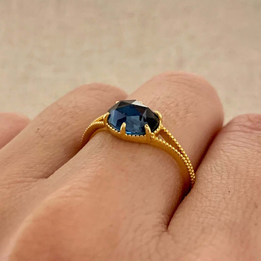 Bague topaze bleue Chandra London