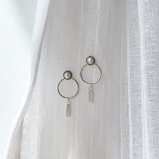 Silver Liya Pearl Earrings