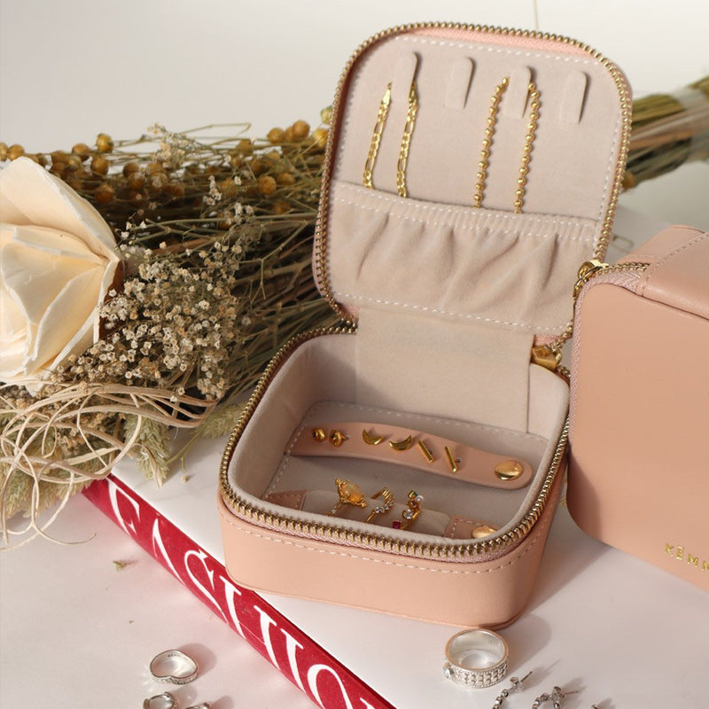 Jewelry Travel Case (leather)