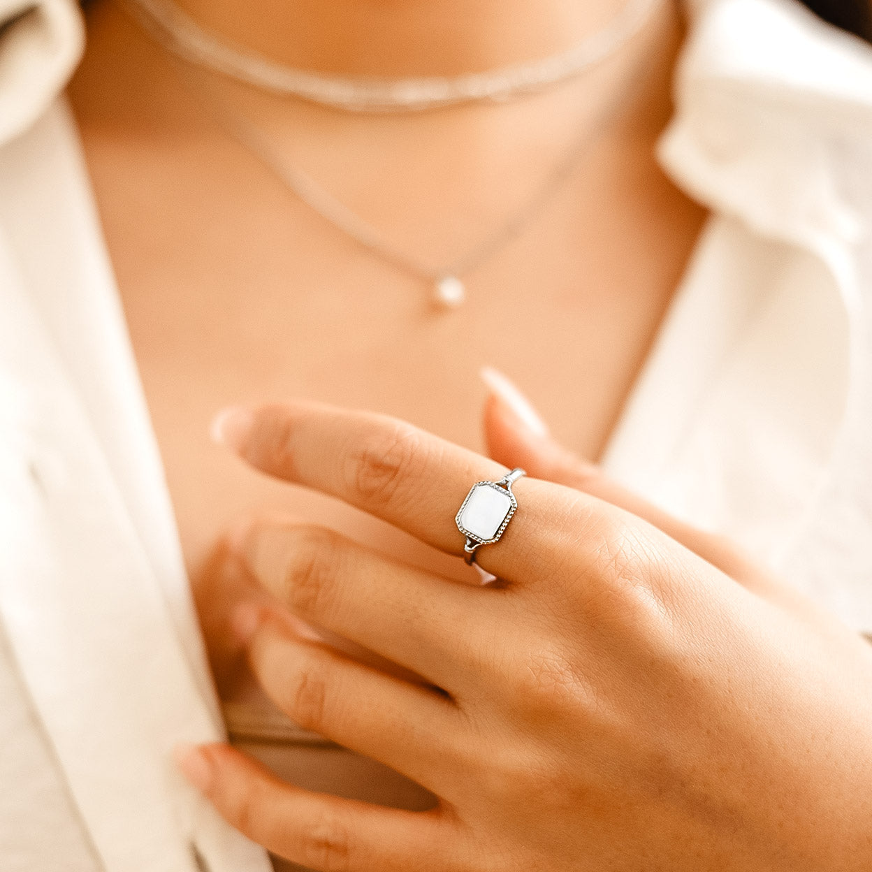Jane Signet Ring