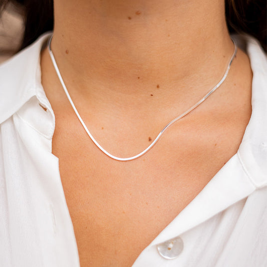 Collier chaîne serpent carré
