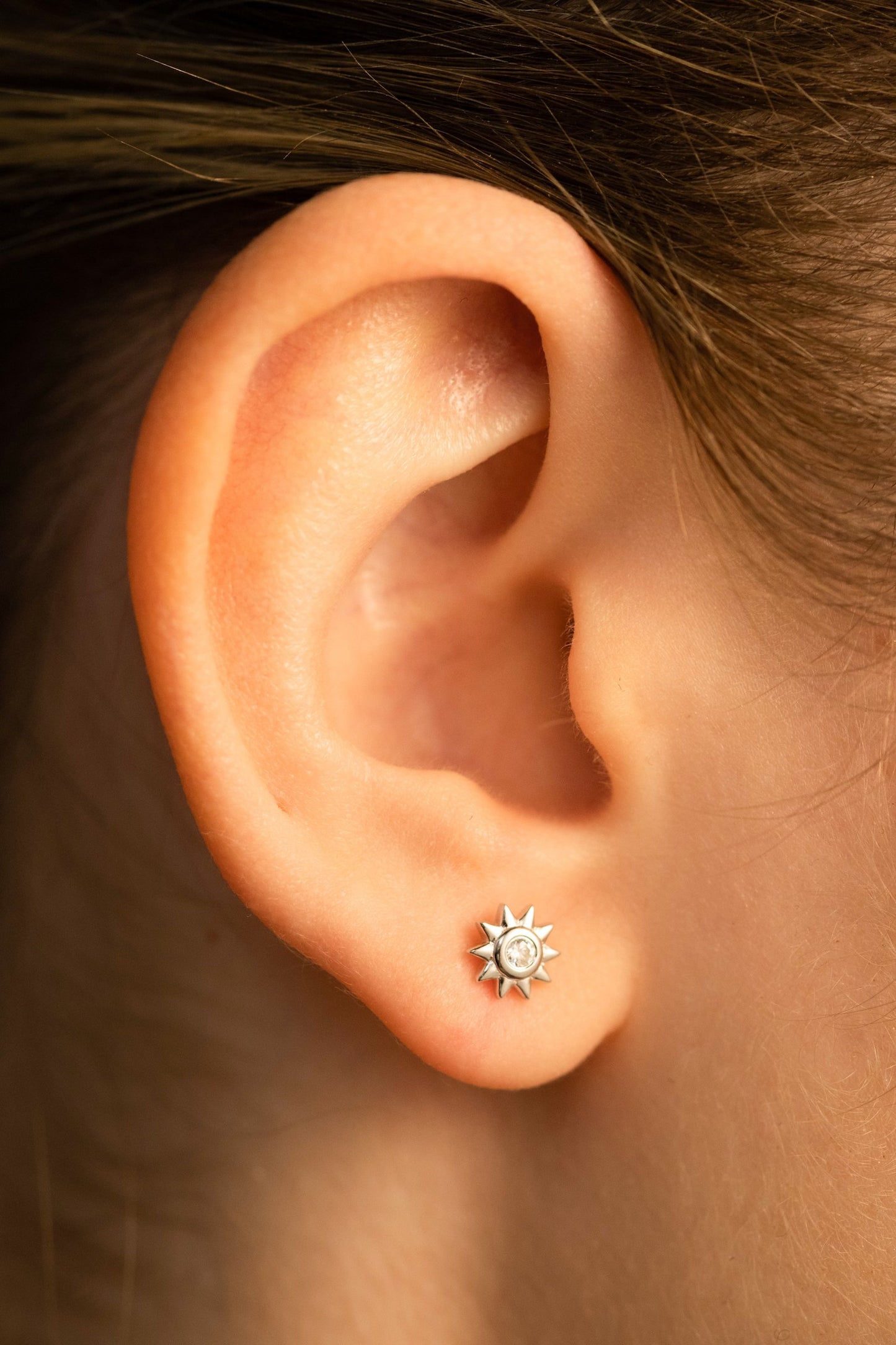 Boucles d'oreilles clous soleil Cz