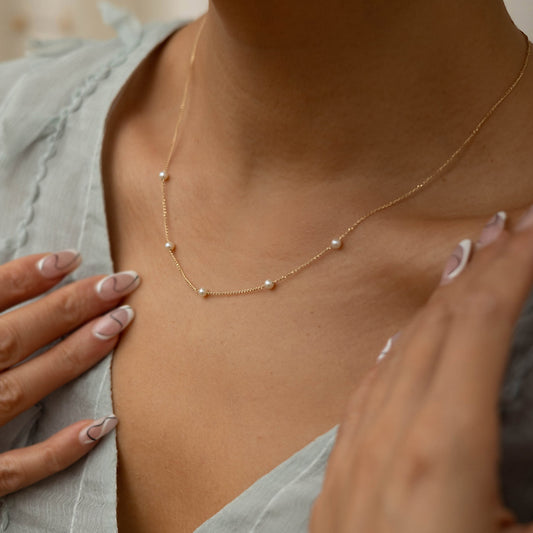 Collier station de perles en or massif