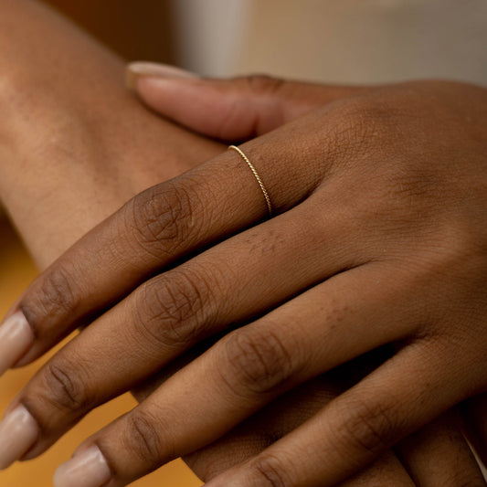 Solid Gold Thin Twist Band Ring