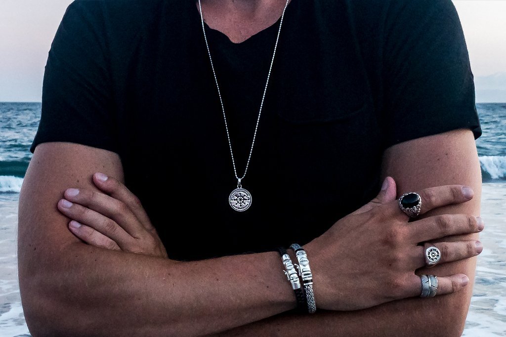 Bijoux de style moderne pour hommes bagues en argent bracelet collier fait main Collection Kemmi