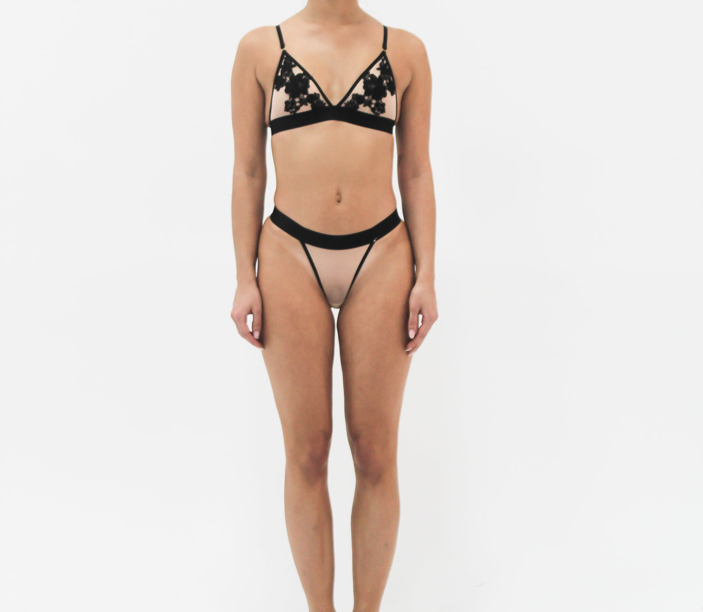 Lingerie Avalon Black Bottom