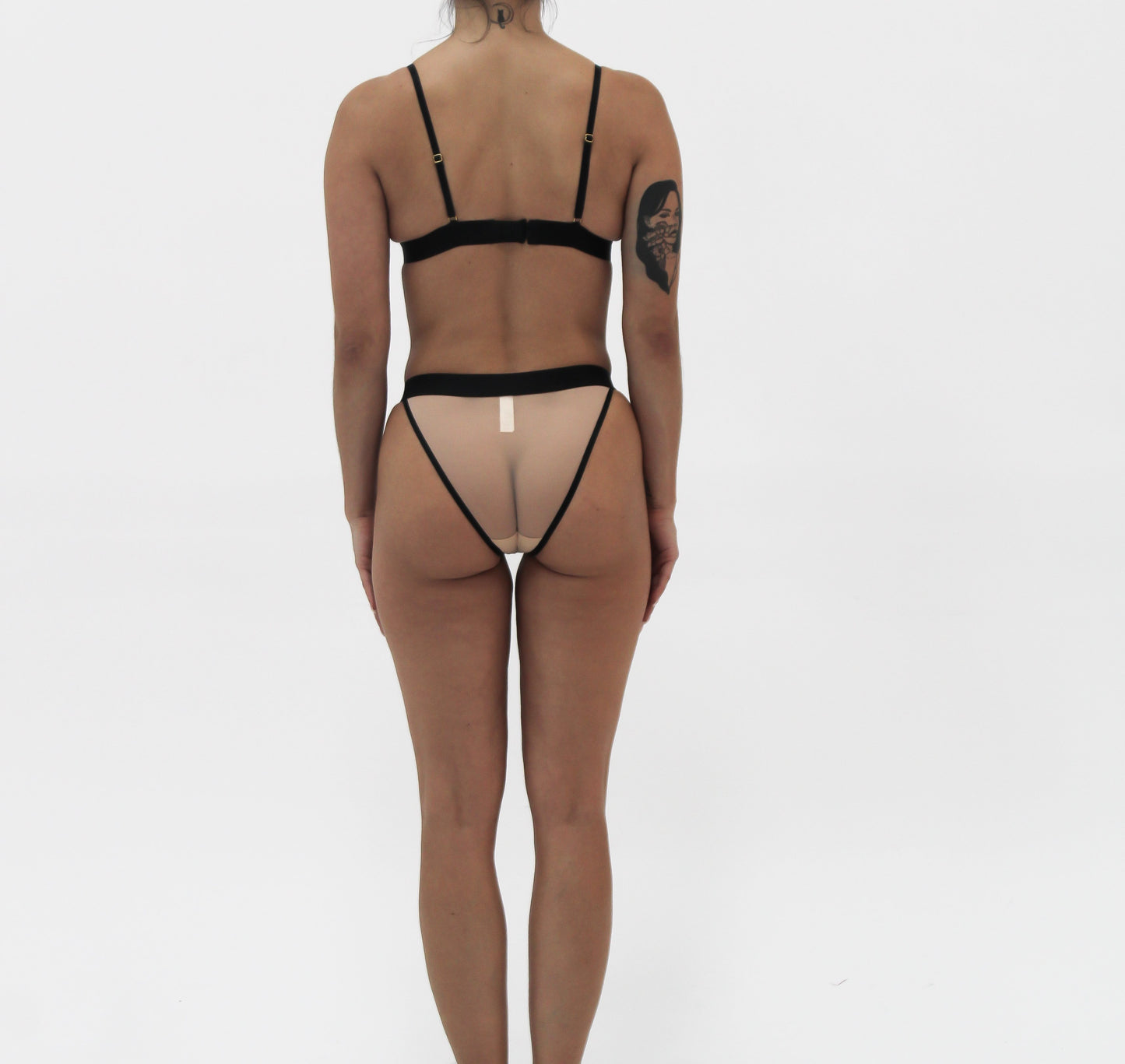 Lingerie Avalon Black Bottom